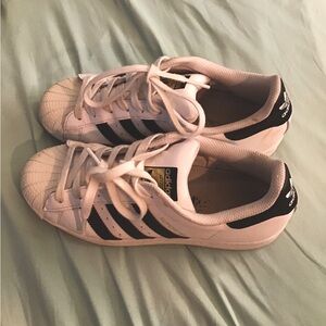 White addias superstars